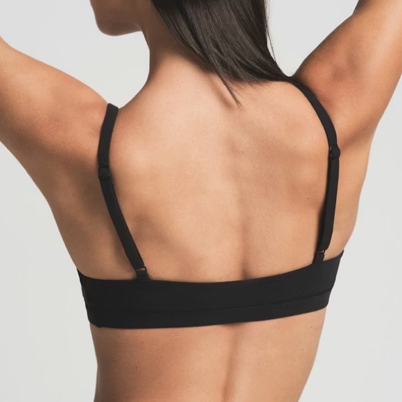 SKIMS | FITS EVERYBODY TRIANGLE BRALETTE - Picture 3 of 5